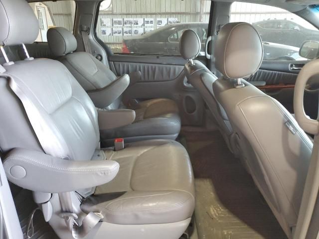 2008 Toyota Sienna XLE