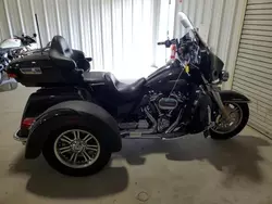 Salvage cars for sale from Copart Ellwood City, PA: 2018 Harley-Davidson Flhtcutg TRI Glide Ultra