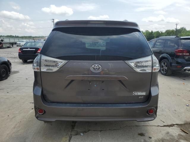 2017 Toyota Sienna SE