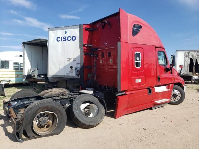 2015 Freightliner Cascadia 125