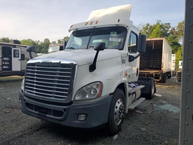 2015 Freightliner Cascadia 125