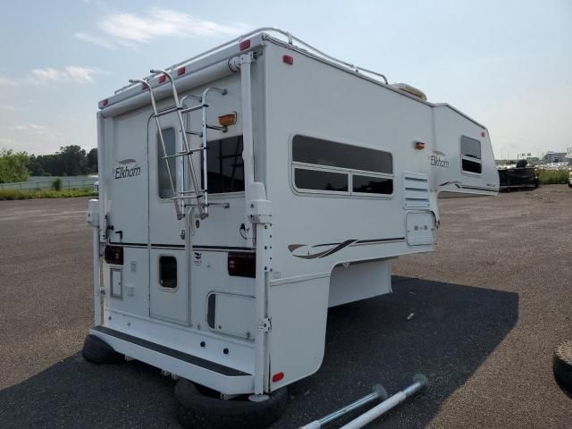 2003 Fleetwood Travel Trailer