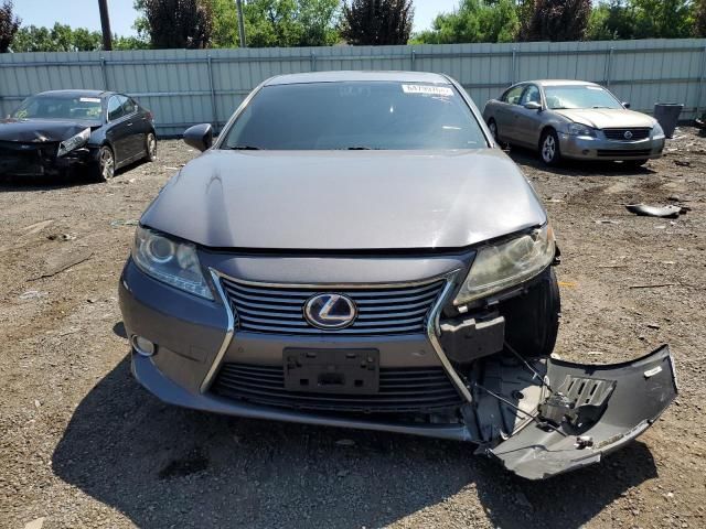 2013 Lexus ES 300H