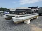 2013 Sweetwater Pontoon