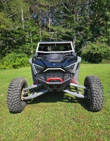 2022 Polaris RZR Turbo R Ultimate