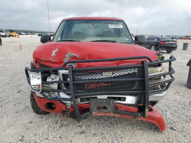 2004 GMC Sierra K2500 Crew Cab