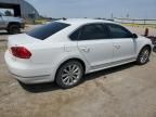 2013 Volkswagen Passat SEL