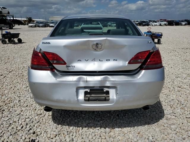 2008 Toyota Avalon XL