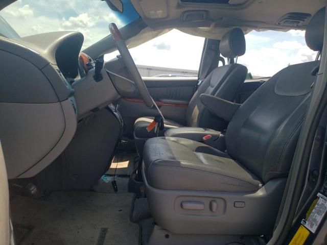 2006 Toyota Sienna XLE