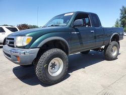 Salvage cars for sale from Copart Woodburn, OR: 2000 Toyota Tacoma Xtracab