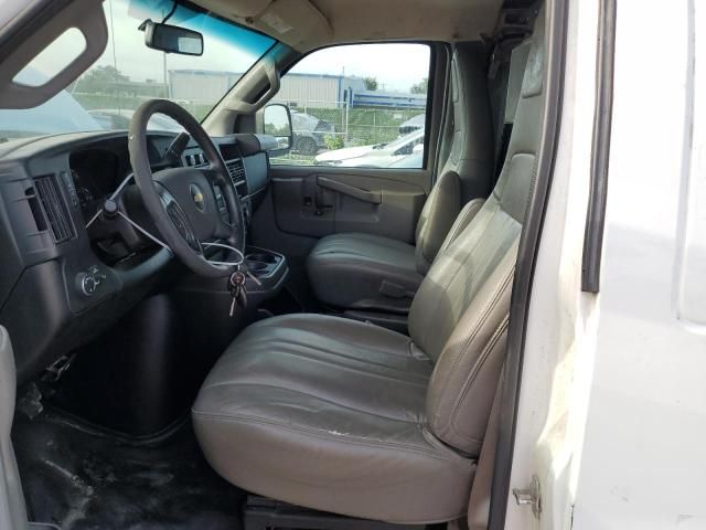 2016 Chevrolet Express G2500