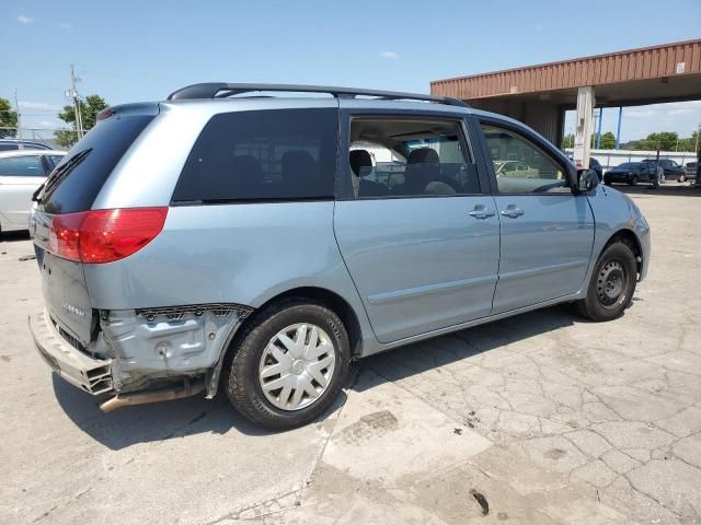 2010 Toyota Sienna CE