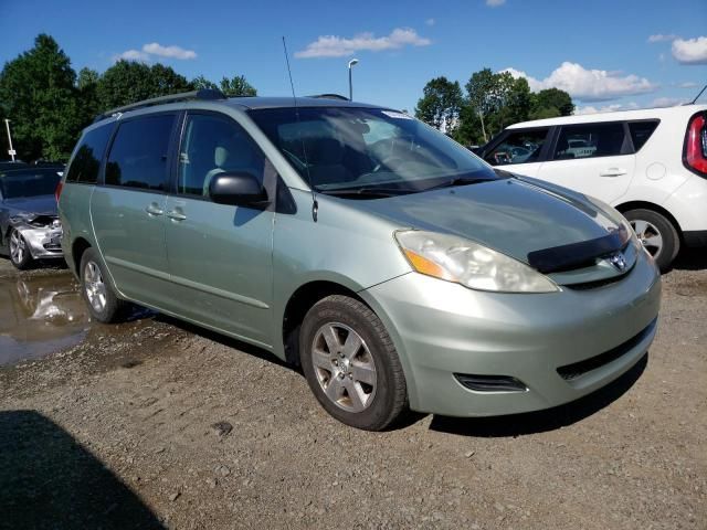 2006 Toyota Sienna CE