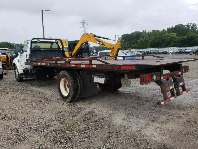 2004 Ford F650 Super Duty