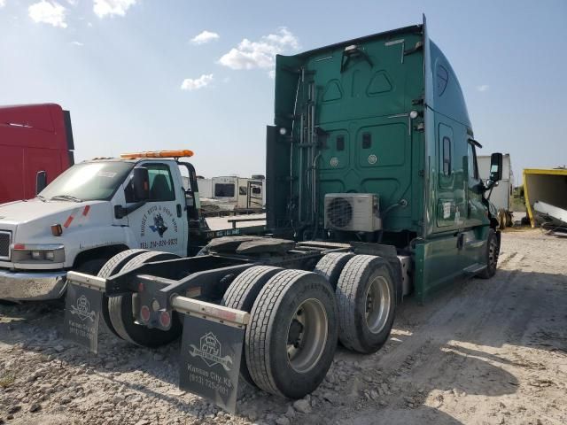 2015 Freightliner Cascadia 125