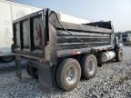 1992 Freightliner Conventional FLD120