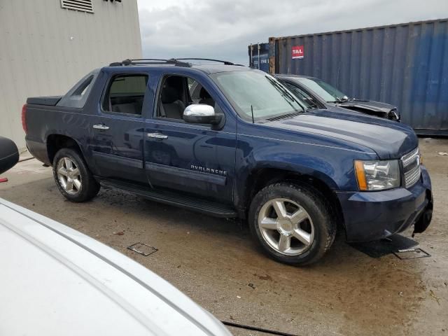 2012 Chevrolet Avalanche LS