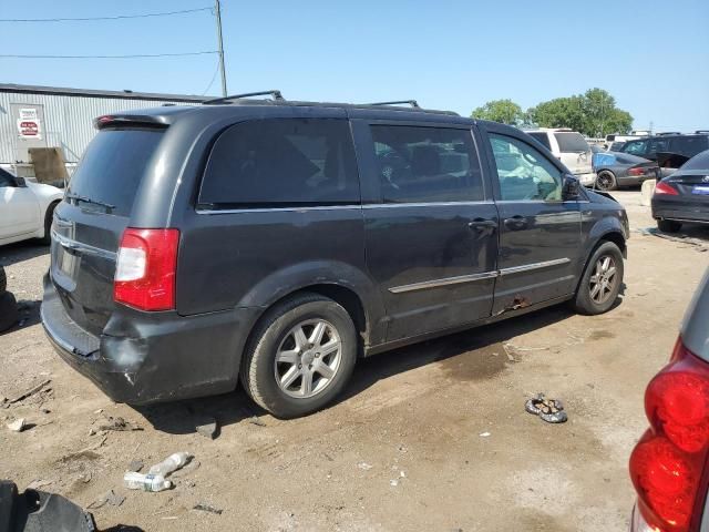 2011 Chrysler Town & Country Touring