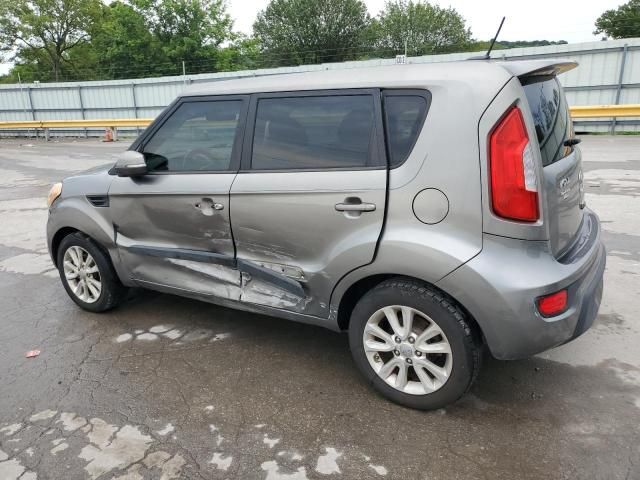 2013 KIA Soul +