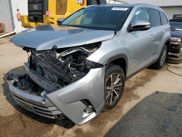 2019 Toyota Highlander SE