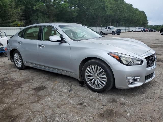 2016 Infiniti Q70 3.7