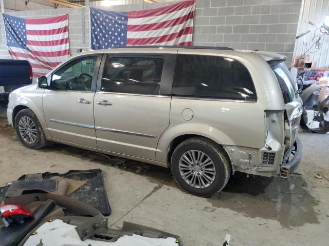 2014 Chrysler Town & Country Touring L