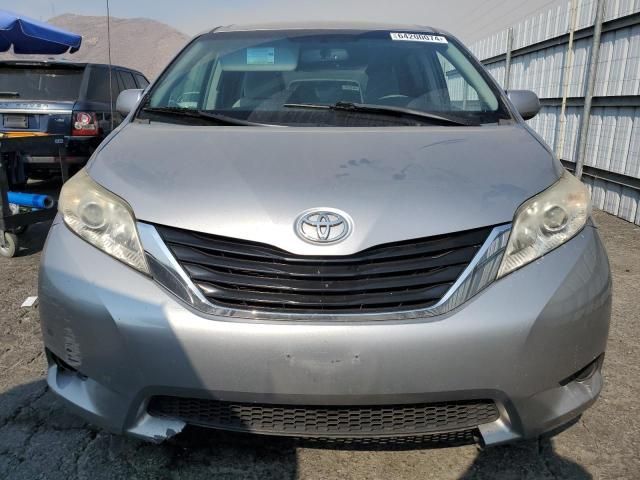 2012 Toyota Sienna LE