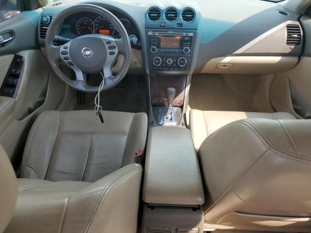 2010 Nissan Altima Base