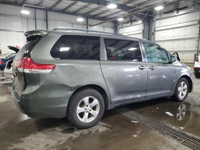 2011 Toyota Sienna LE