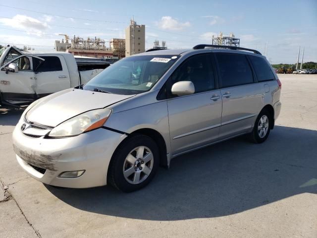 2008 Toyota Sienna XLE