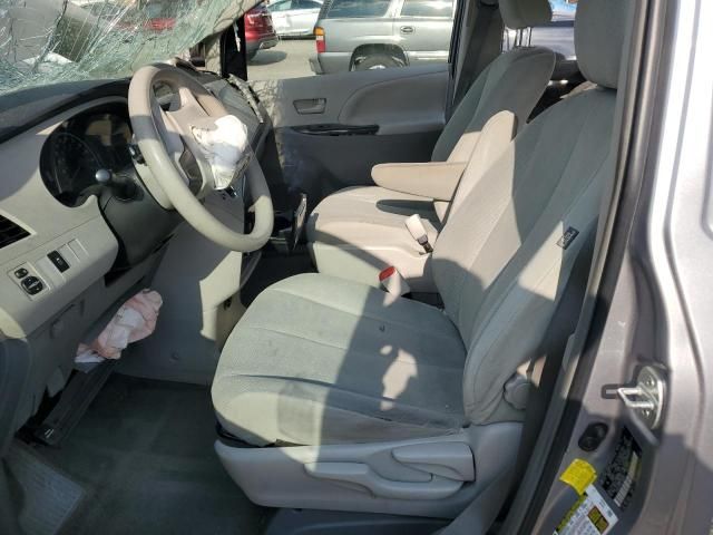 2012 Toyota Sienna