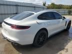 2018 Porsche Panamera 4S