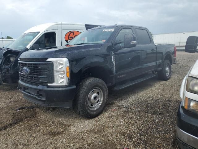 2023 Ford F350 Super Duty