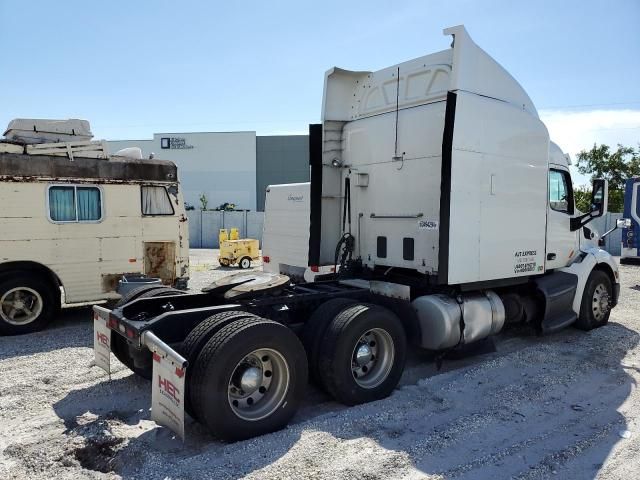 2019 Peterbilt 579