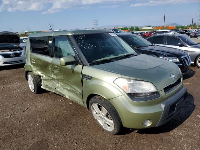 2010 KIA Soul +