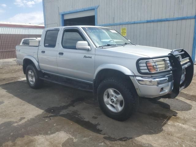 2000 Nissan Frontier Crew Cab XE