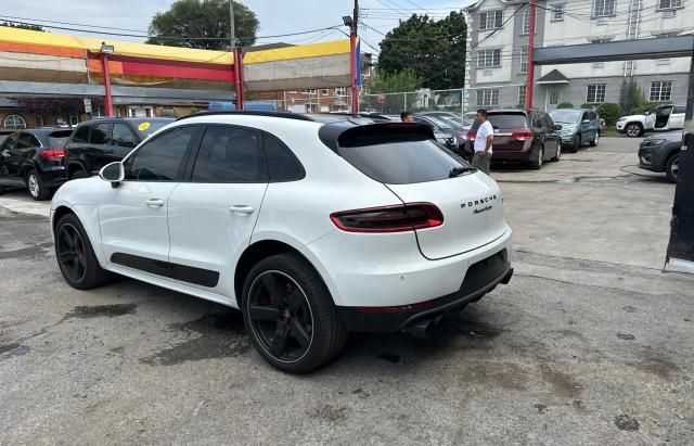 2015 Porsche Macan Turbo