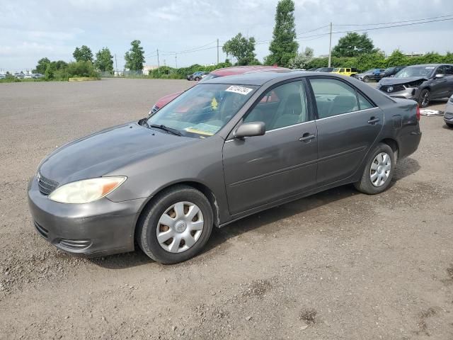 2004 Toyota Camry LE