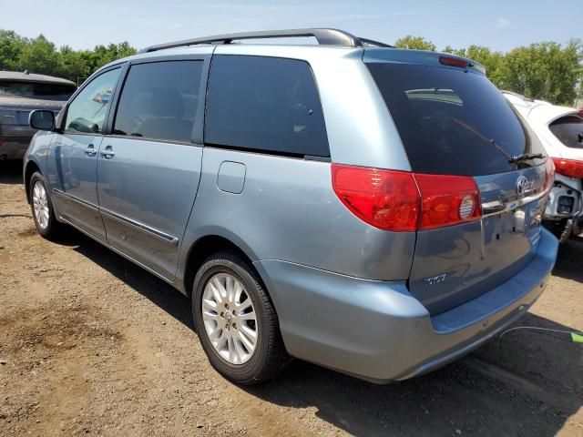 2008 Toyota Sienna XLE