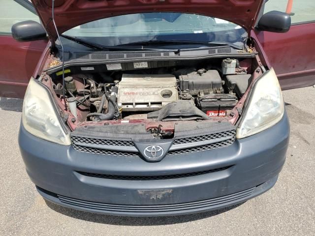 2005 Toyota Sienna XLE