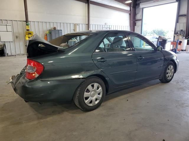 2004 Toyota Camry LE