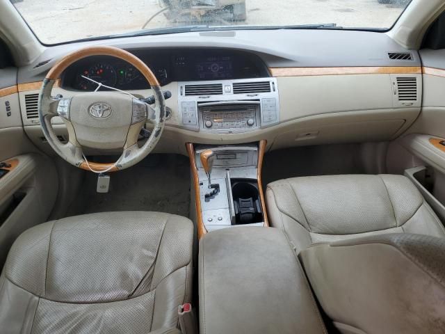 2005 Toyota Avalon XL