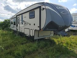 Salvage trucks for sale at Montreal Est, QC auction: 2014 Coachmen Chaparral