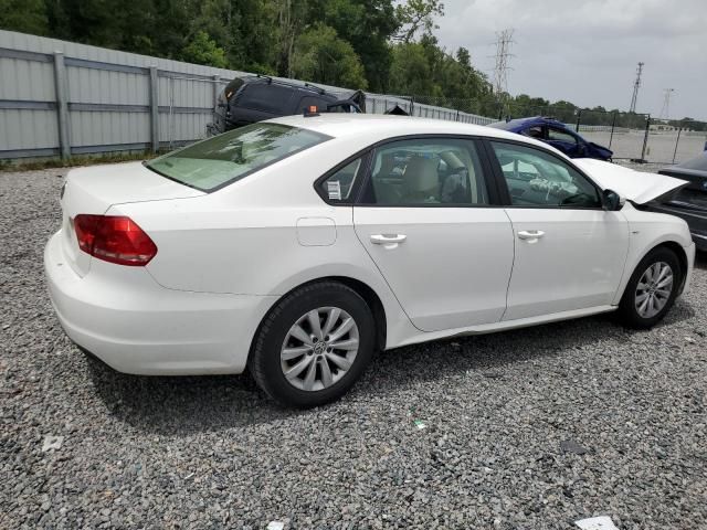 2014 Volkswagen Passat S