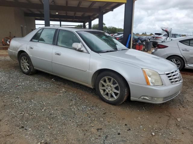 2011 Cadillac DTS Luxury Collection