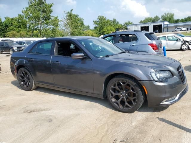 2019 Chrysler 300 S