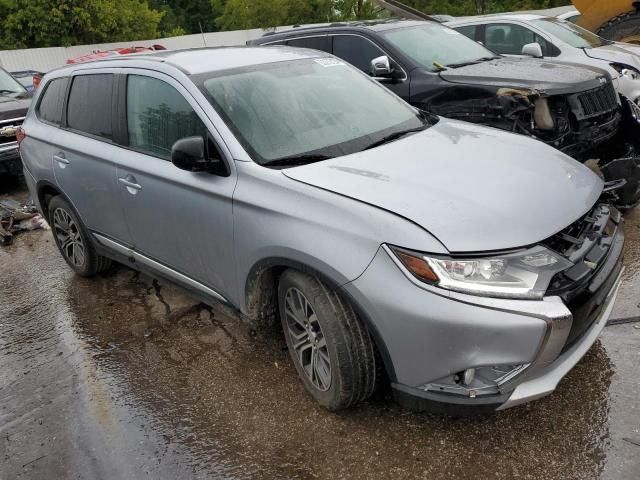 2017 Mitsubishi Outlander ES