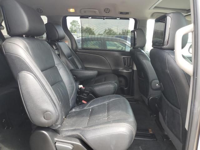 2017 Toyota Sienna SE