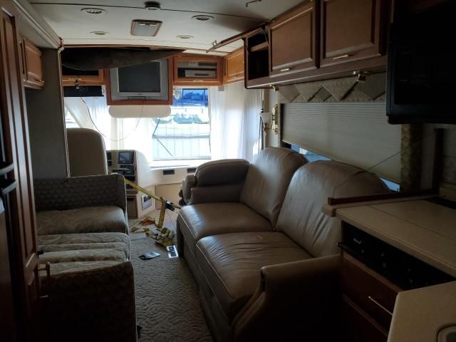 2005 Winnebago 2005 Freightliner Chassis X Line Motor Home