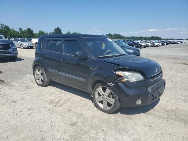 2011 KIA Soul +